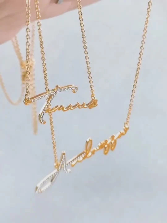 Diamond Signature Name Necklace | PREMIUM