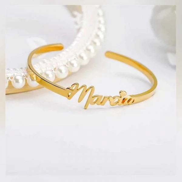 “Personalized Name Bracelet | Customized Jewellers UAE”